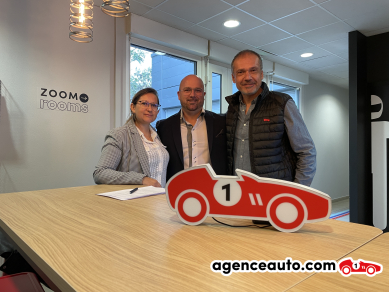 Laëtitia Munck et Fabrice Veutin VSP Location avec Christophe Winkelmuller Agence Automobilière